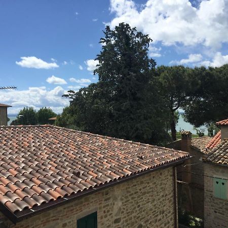 Appartamento San Feliciano Magione Esterno foto